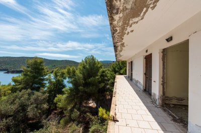 img7ffc559b-075b-4ddf-aadf-efd21972371f