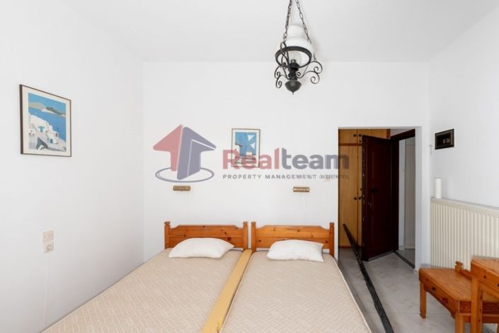 Image No.16-9 Bed Property for sale