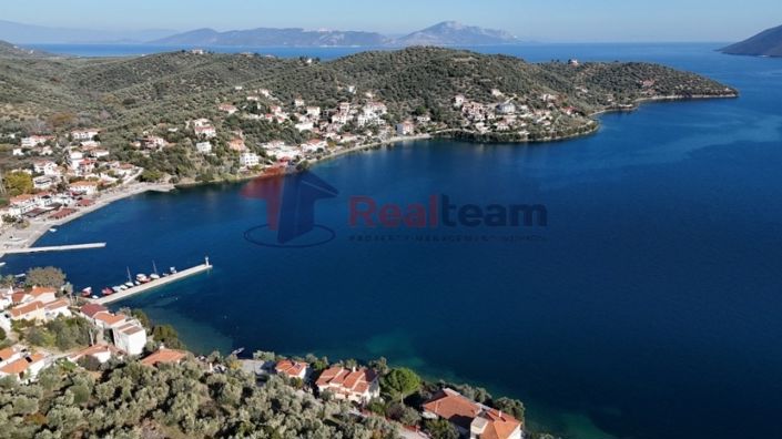 Image No.8-9 Bed Property for sale