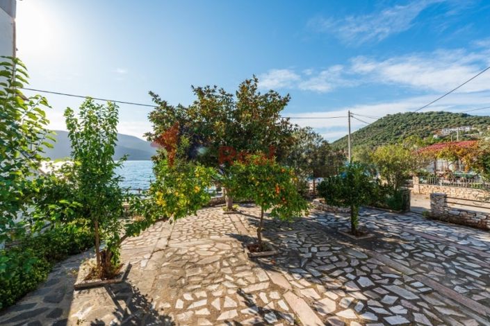 Image No.10-Un hôtel à vendre à Pteleos