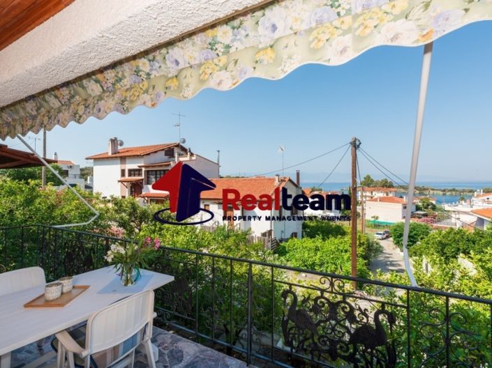 Image No.2-Propriété de 3 chambres à vendre à Nea Achialos