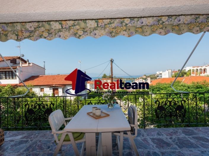 Image No.3-Propriété de 3 chambres à vendre à Nea Achialos