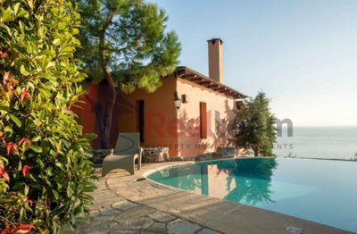 1 - Milies, Villa