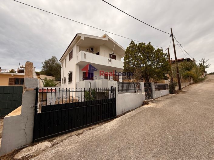 Image No.1-3 Bed Property for sale