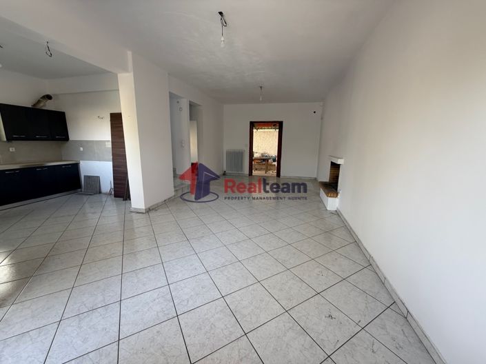 Image No.2-3 Bed Property for sale