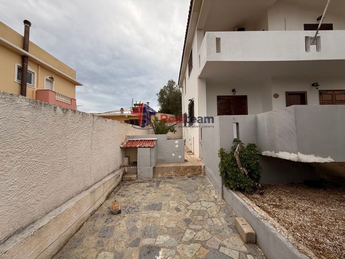 Image No.25-3 Bed Property for sale