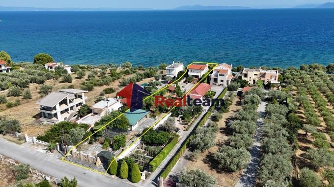 Image No.29-4 Bed Property for sale