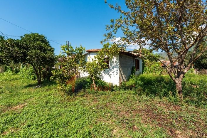 Image No.21-2 Bed Property for sale