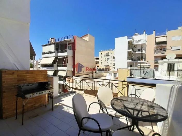 Image No.20-2 Bed Maisonette for sale