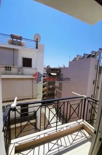 Image No.33-2 Bed Maisonette for sale