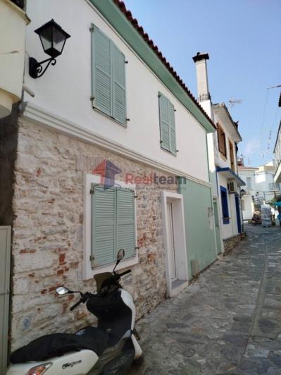 Image No.47-4 Bed Property for sale