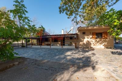 1 - Almiros, House