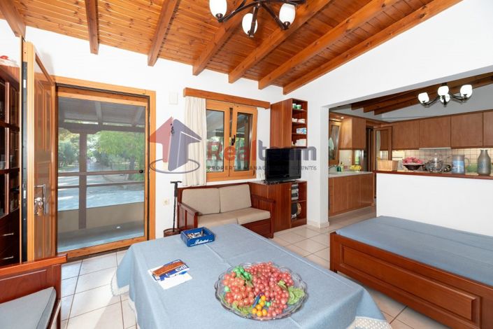 Image No.5-Propriété de 2 chambres à vendre à Almiros