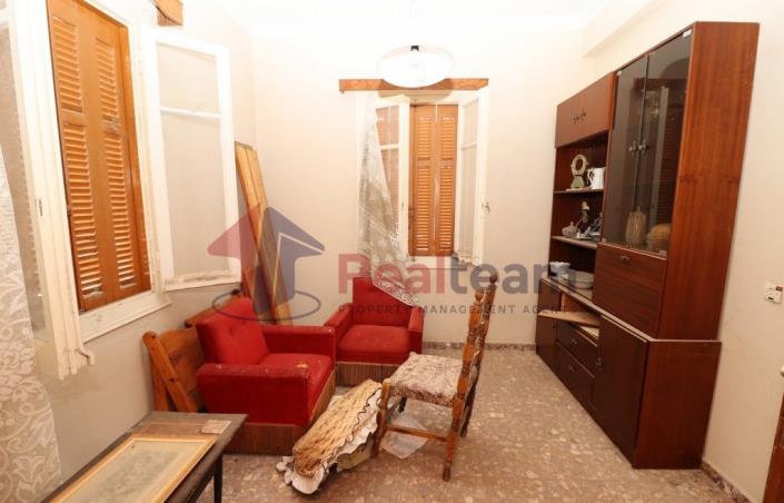 Image No.37-3 Bed Property for sale