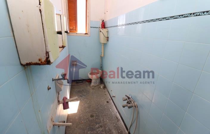 Image No.54-3 Bed Property for sale