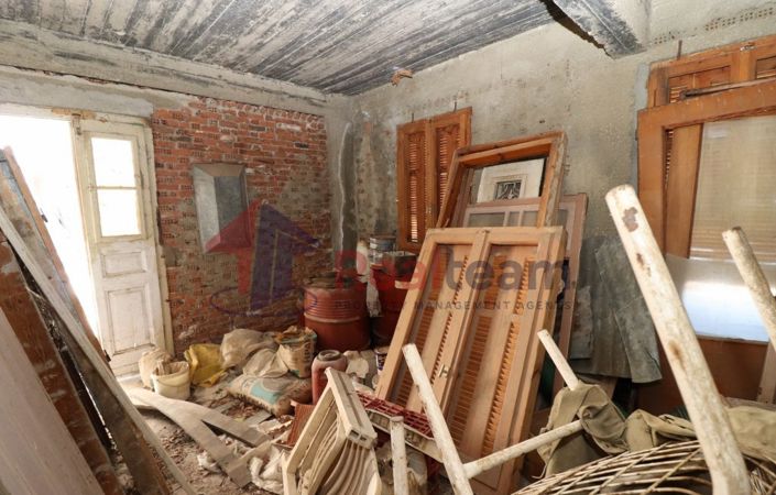 Image No.26-3 Bed Property for sale