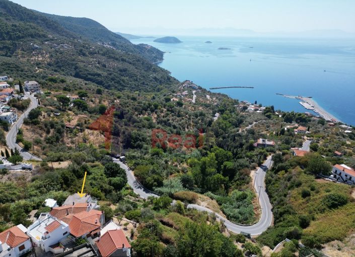 Image No.3-3 Bed Property for sale