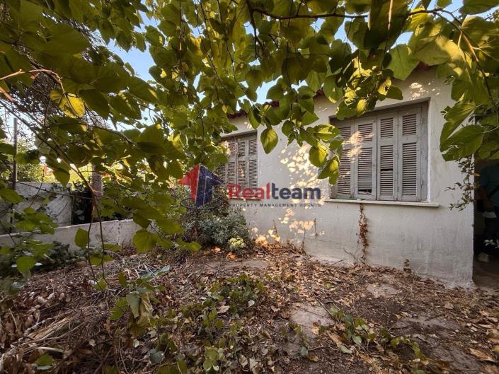 Image No.1-2 Bed House for sale