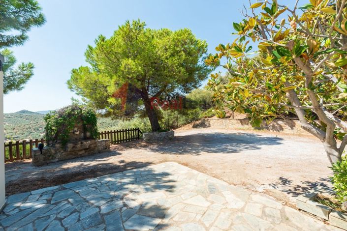 Image No.22-2 Bed Property for sale