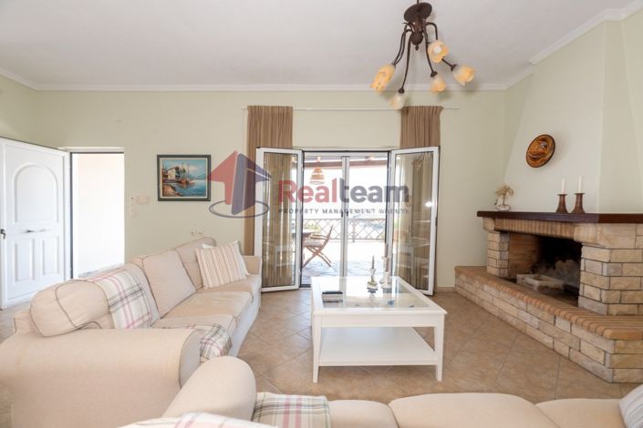 Image No.7-2 Bed Property for sale