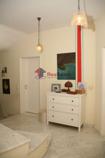 Image No.39-3 Bed Maisonette for sale