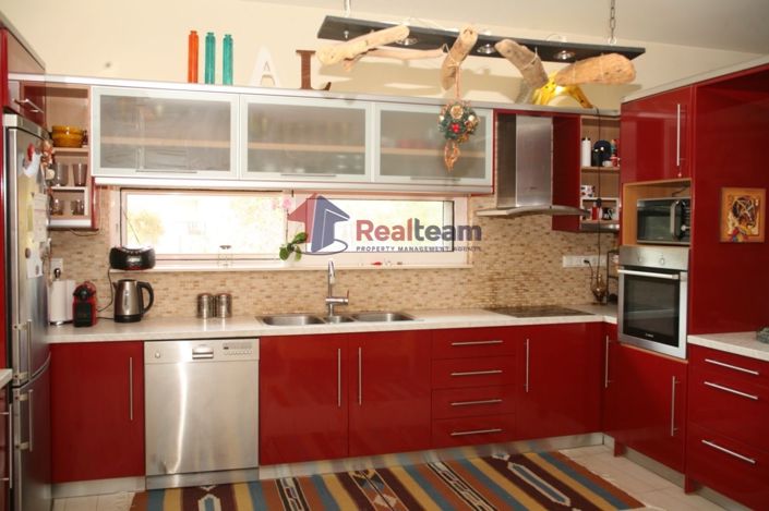 Image No.6-3 Bed Maisonette for sale