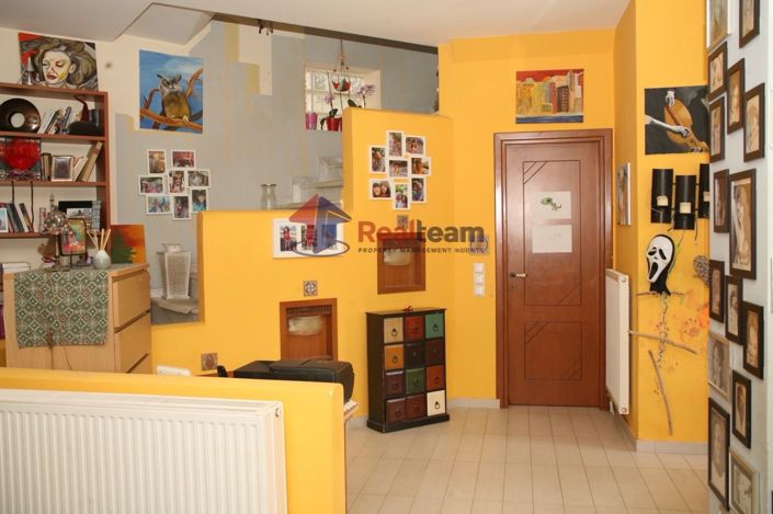 Image No.8-3 Bed Maisonette for sale