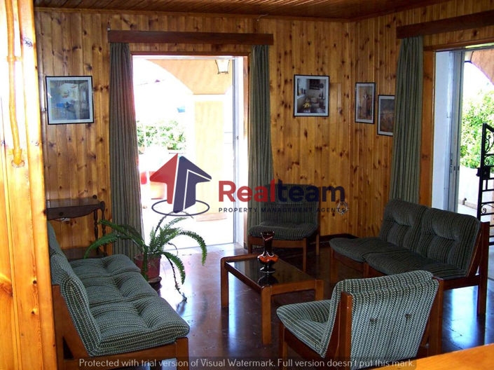 Image No.2-8 Bed Hotel for sale