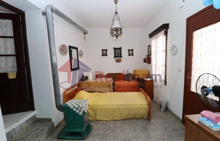 Image No.51-1 Bed Property for sale