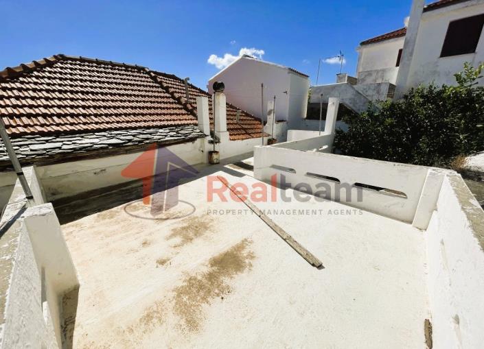 Image No.32-1 Bed Property for sale