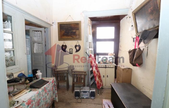 Image No.56-1 Bed Property for sale