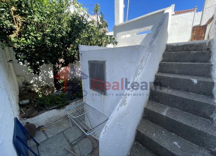 Image No.50-1 Bed Property for sale