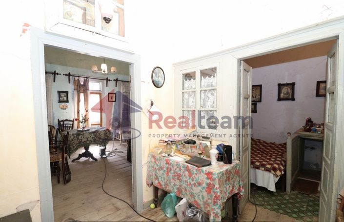 Image No.16-1 Bed Property for sale