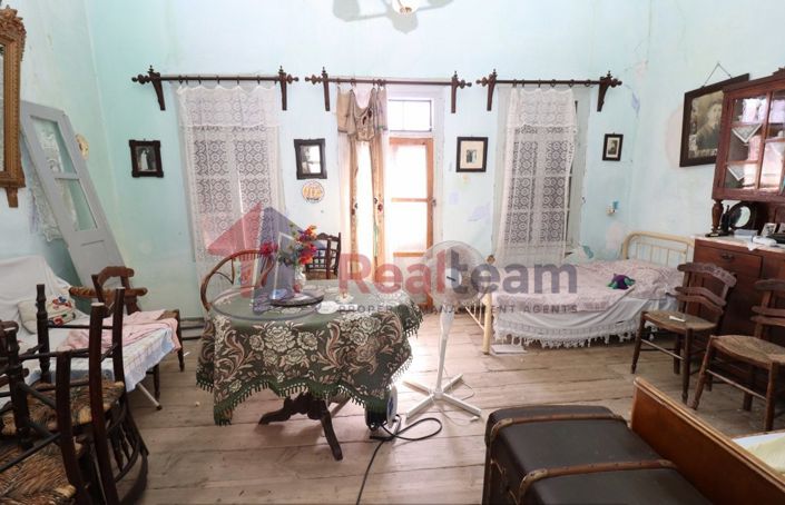 Image No.17-1 Bed Property for sale