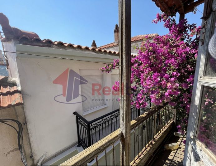 Image No.9-1 Bed Property for sale