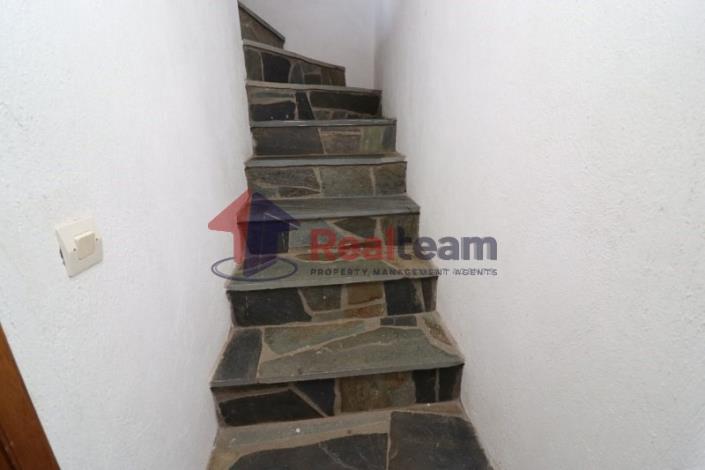 Image No.8-1 Bed House for sale