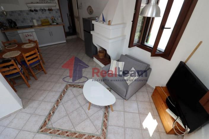 Image No.10-1 Bed House for sale