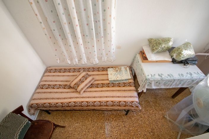 Image No.15-2 Bed Property for sale