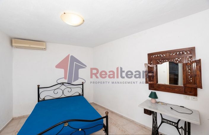 Image No.20-2 Bed Property for sale