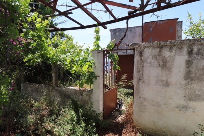 Image No.20-2 Bed Property for sale