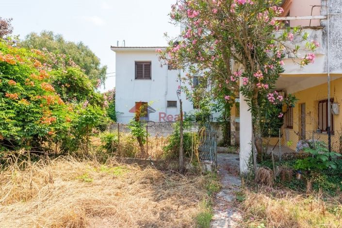 Image No.6-Propriété de 3 chambres à vendre à Pteleos