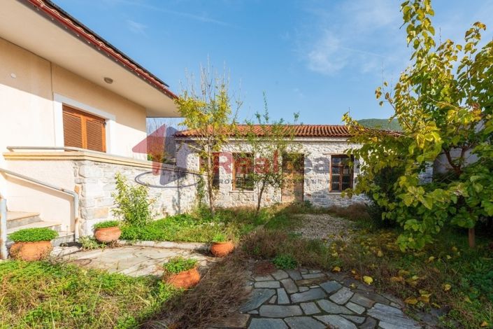 Image No.17-1 Bed Property for sale