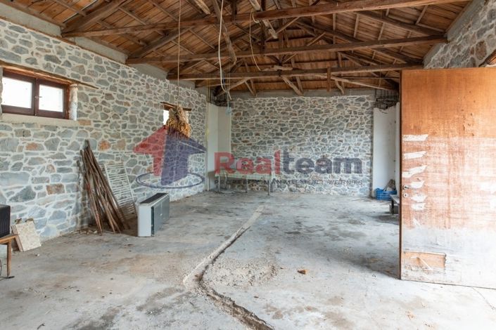 Image No.20-1 Bed Property for sale