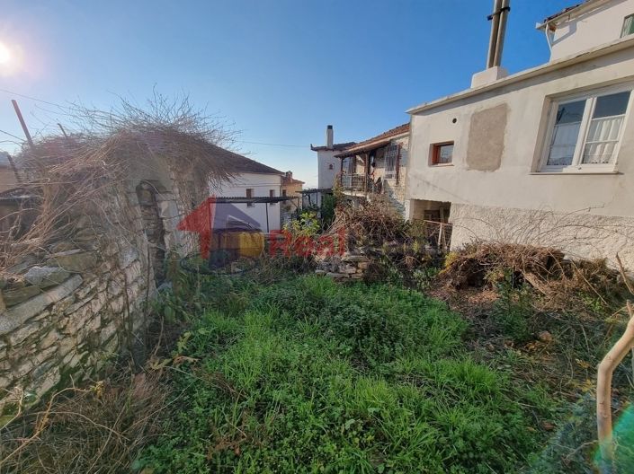 Image No.5-3 Bed Property for sale