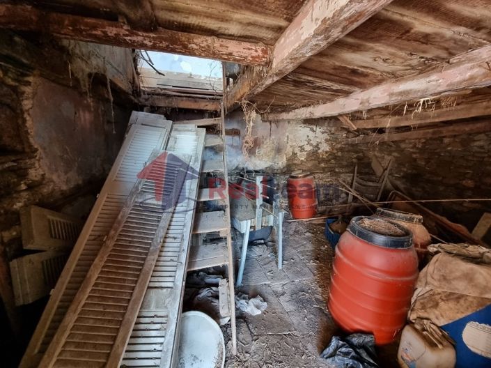 Image No.9-3 Bed Property for sale