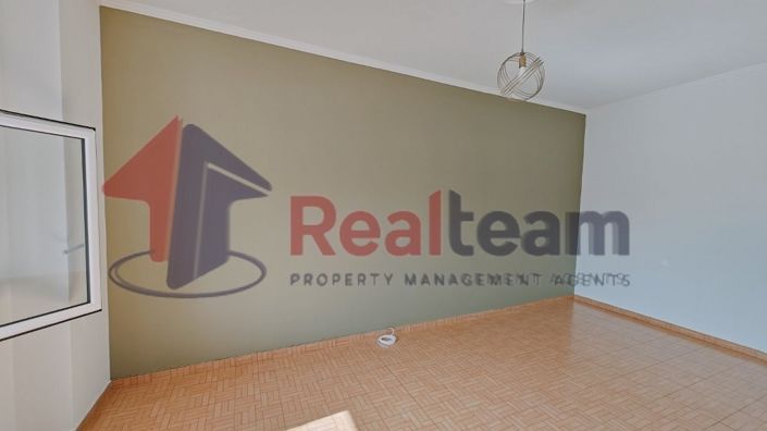 Image No.15-1 Bed Property for sale