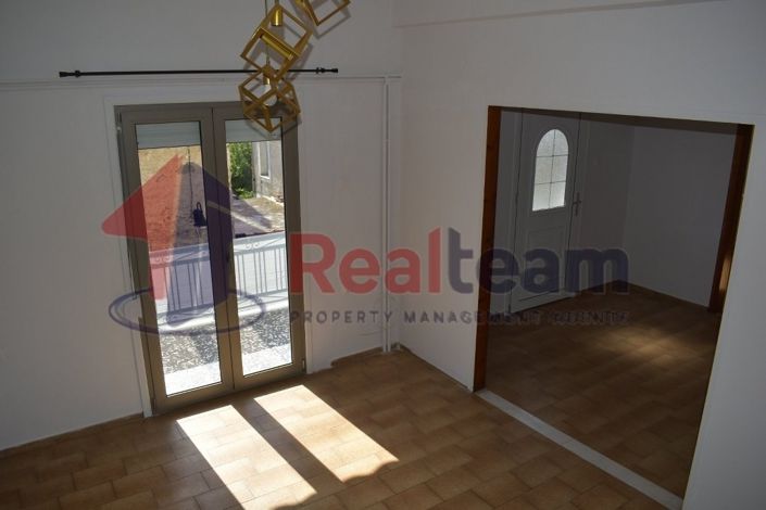 Image No.23-1 Bed Property for sale