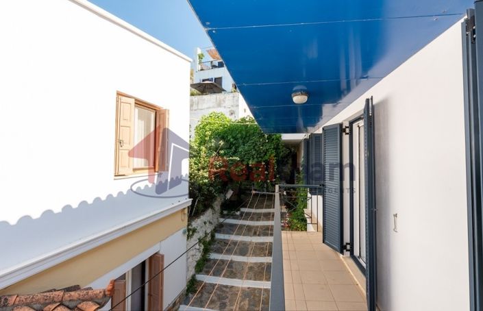 Image No.19-2 Bed Property for sale