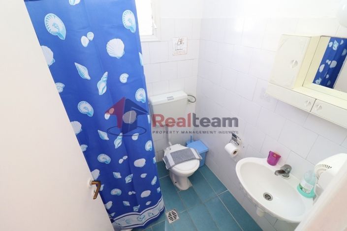 Image No.19-7 Bed Property for sale