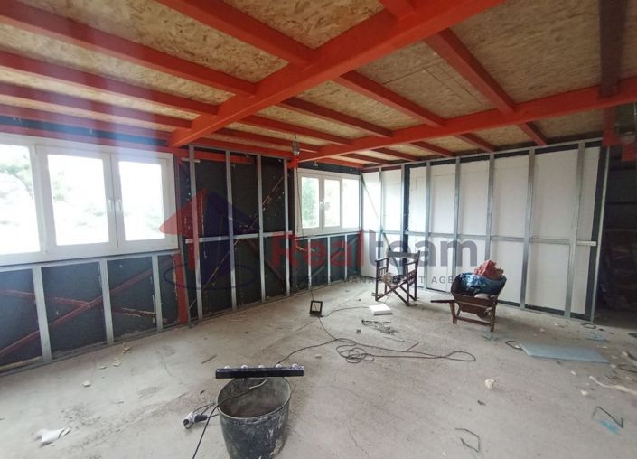 Image No.24-1 Bed Property for sale